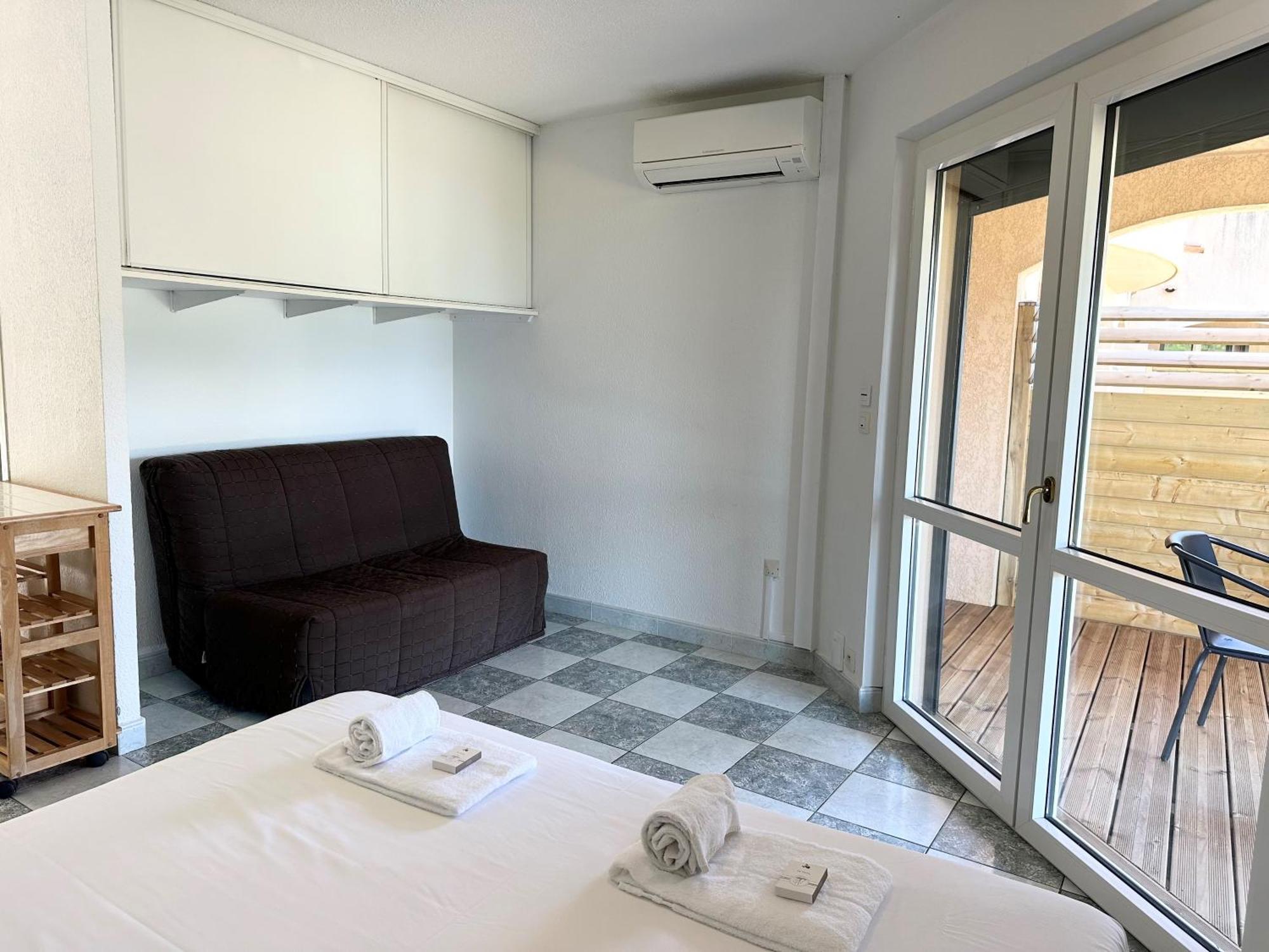كوتي شْيافاري Residence Aigue Marine المظهر الخارجي الصورة